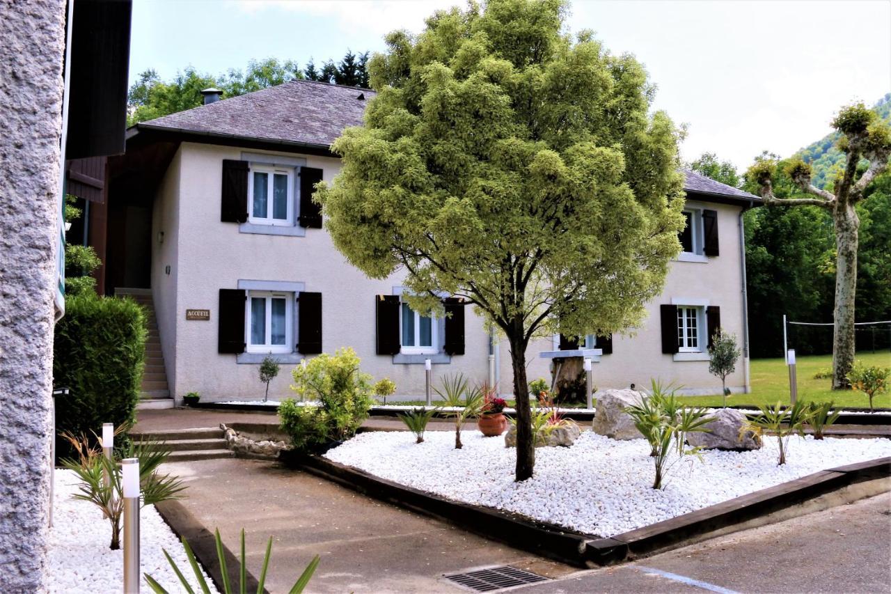 Izest Auberge De La Vallee D'Ossau מראה חיצוני תמונה
